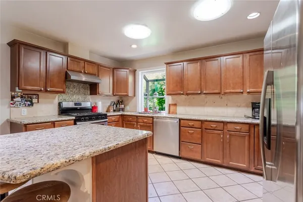 $6,950 | 1119 Atlee Drive, La Canada Flintridge, CA 91011