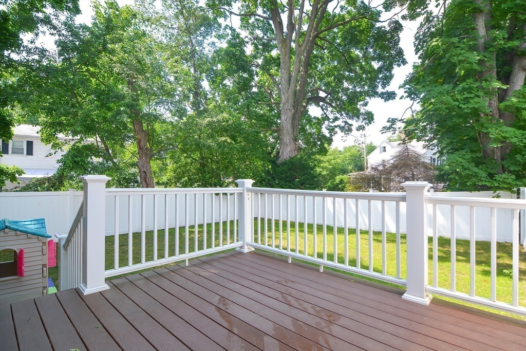 11 Taylor Street, Unit B Saugus, MA 01906 - Photo 27 of 27