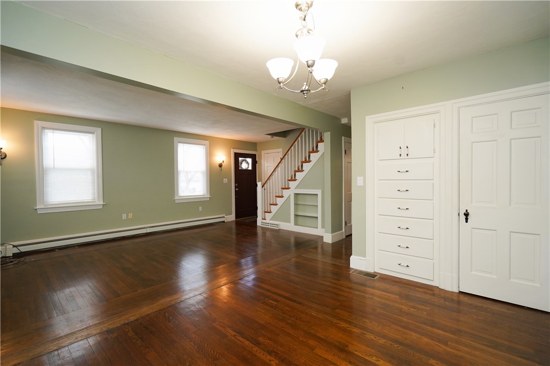 249 Tennyson Road Warwick, RI 02888 - Photo 7 of 39 Gallery Image 7