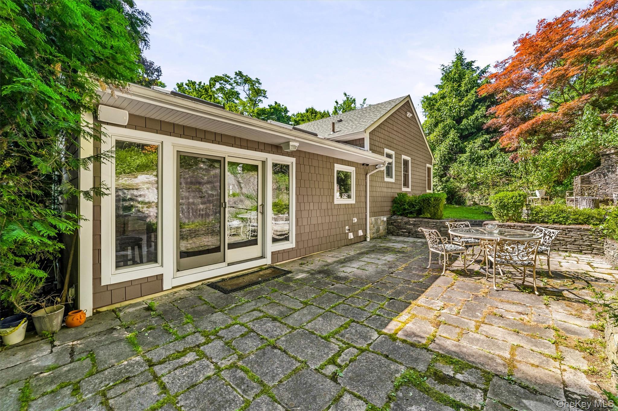 12 Overlook Road North White Plains, NY 10603 - Photo 26 of 34