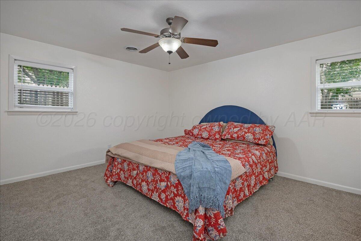 6215 Elmhurst Road Amarillo, TX 79106 - Photo 19 of 33 20-Primary Bedroom