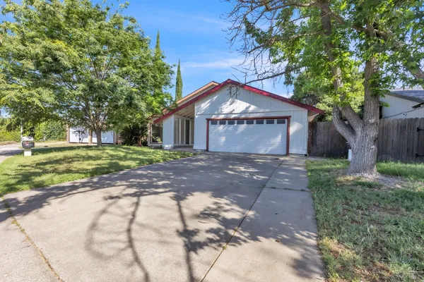 $475,000 | 9833 Winterwood Way, Sacramento, CA 95827