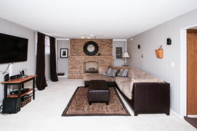 1524 Trebor Road St. Joseph, MI 49085 - Photo 6 of 27 DSC01384.jpg