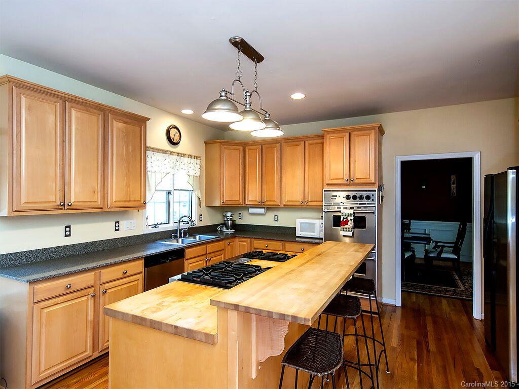 933 Cadogan Court Fort Mill, SC 29708 - Photo 7 of 24