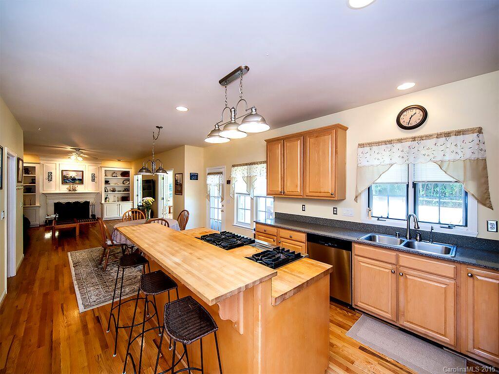 933 Cadogan Court Fort Mill, SC 29708 - Photo 8 of 24