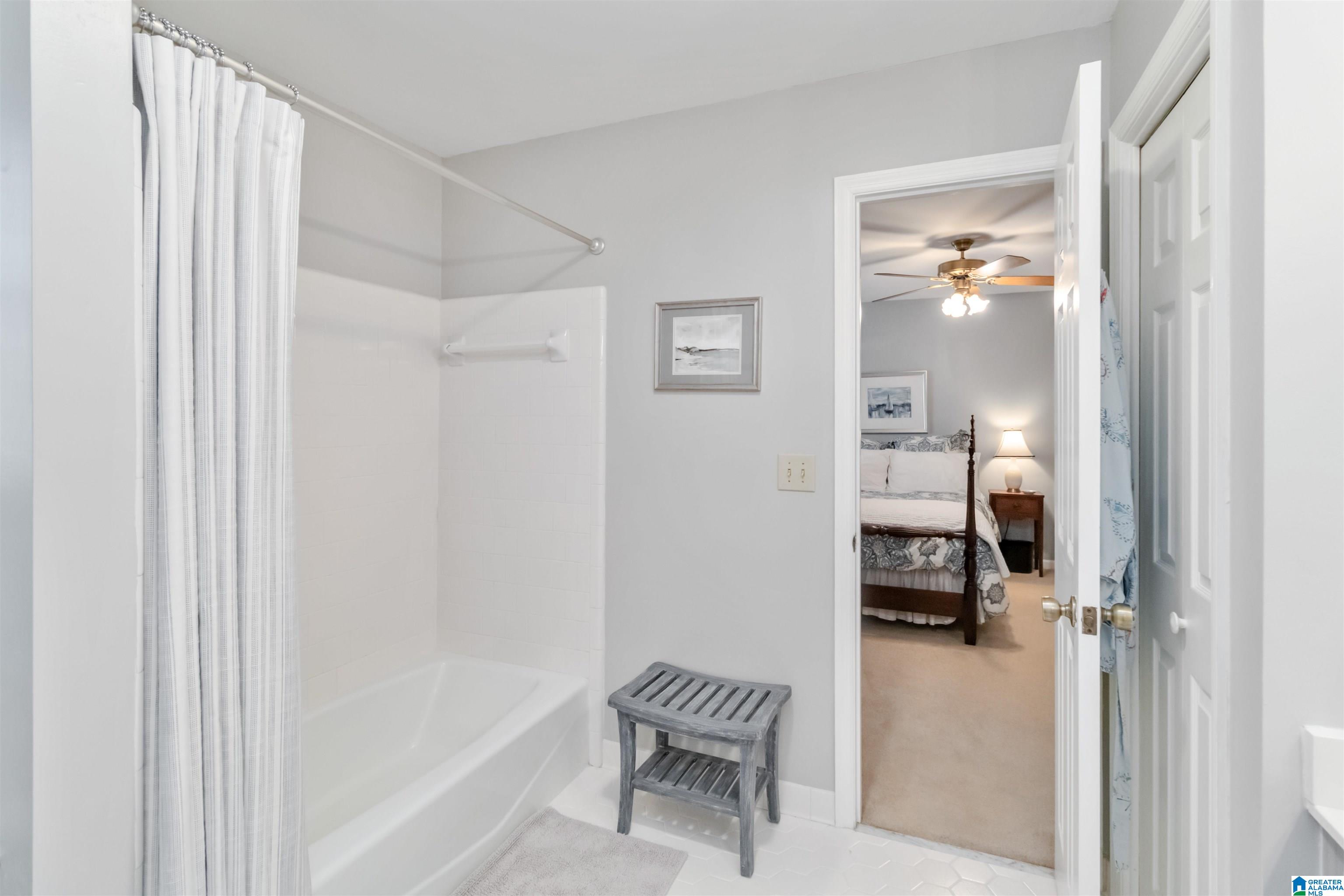 172 Oakmont Road Birmingham, AL 35244 - Photo 31 of 52