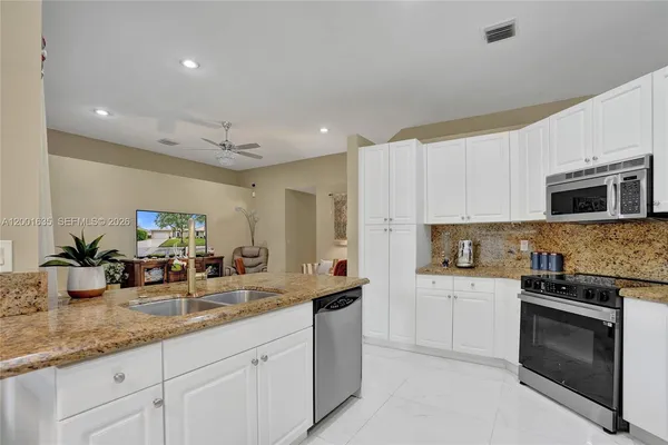 $725,000 | 4286 Northwest 42nd Terrace, Coconut Creek, FL 33073