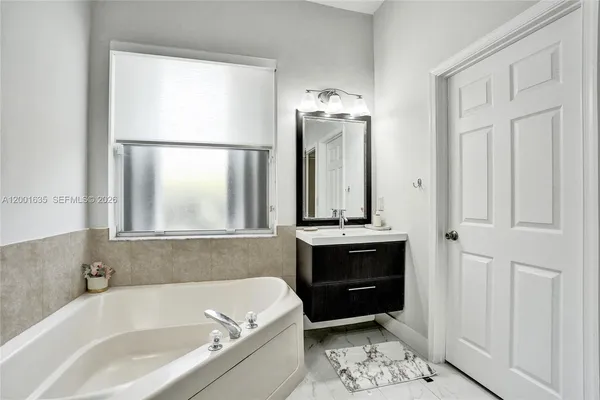 $725,000 | 4286 Northwest 42nd Terrace, Coconut Creek, FL 33073