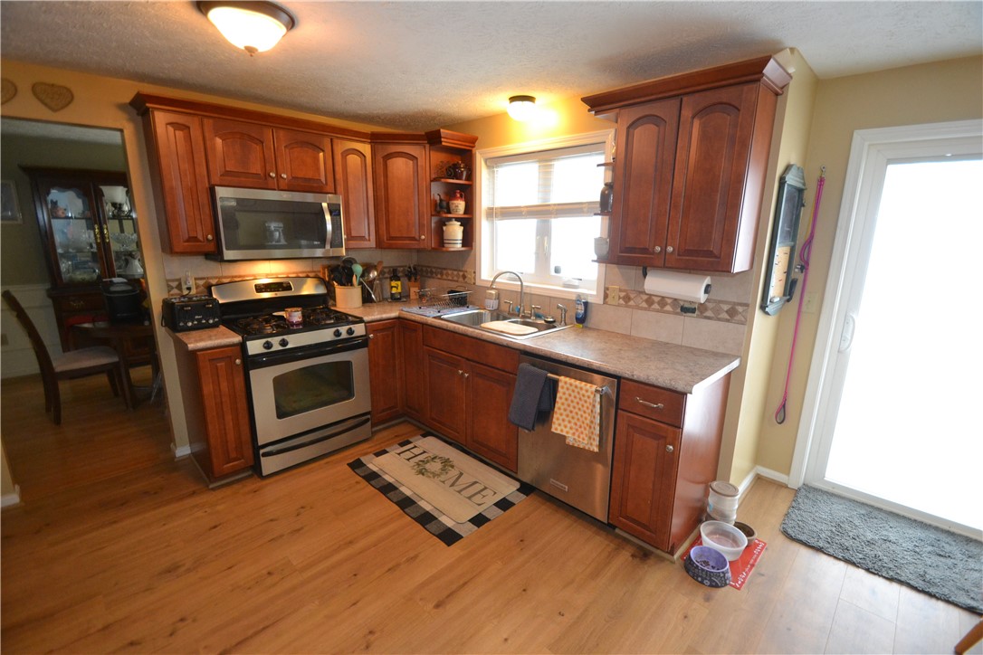 3479 West Walworth Road Walworth, NY 14502 - Photo 14 of 41 Kitchen