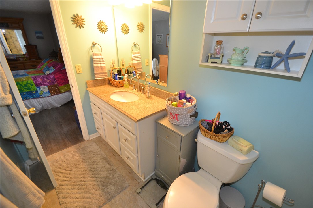 3479 West Walworth Road Walworth, NY 14502 - Photo 19 of 41 Main bath with primary walk through