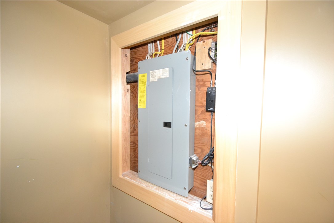 3479 West Walworth Road Walworth, NY 14502 - Photo 31 of 41 200 AMP Electric