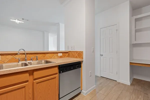 $1,700 | 2900 South Lakeline Boulevard, Unit 322, Cedar Park, TX 78613