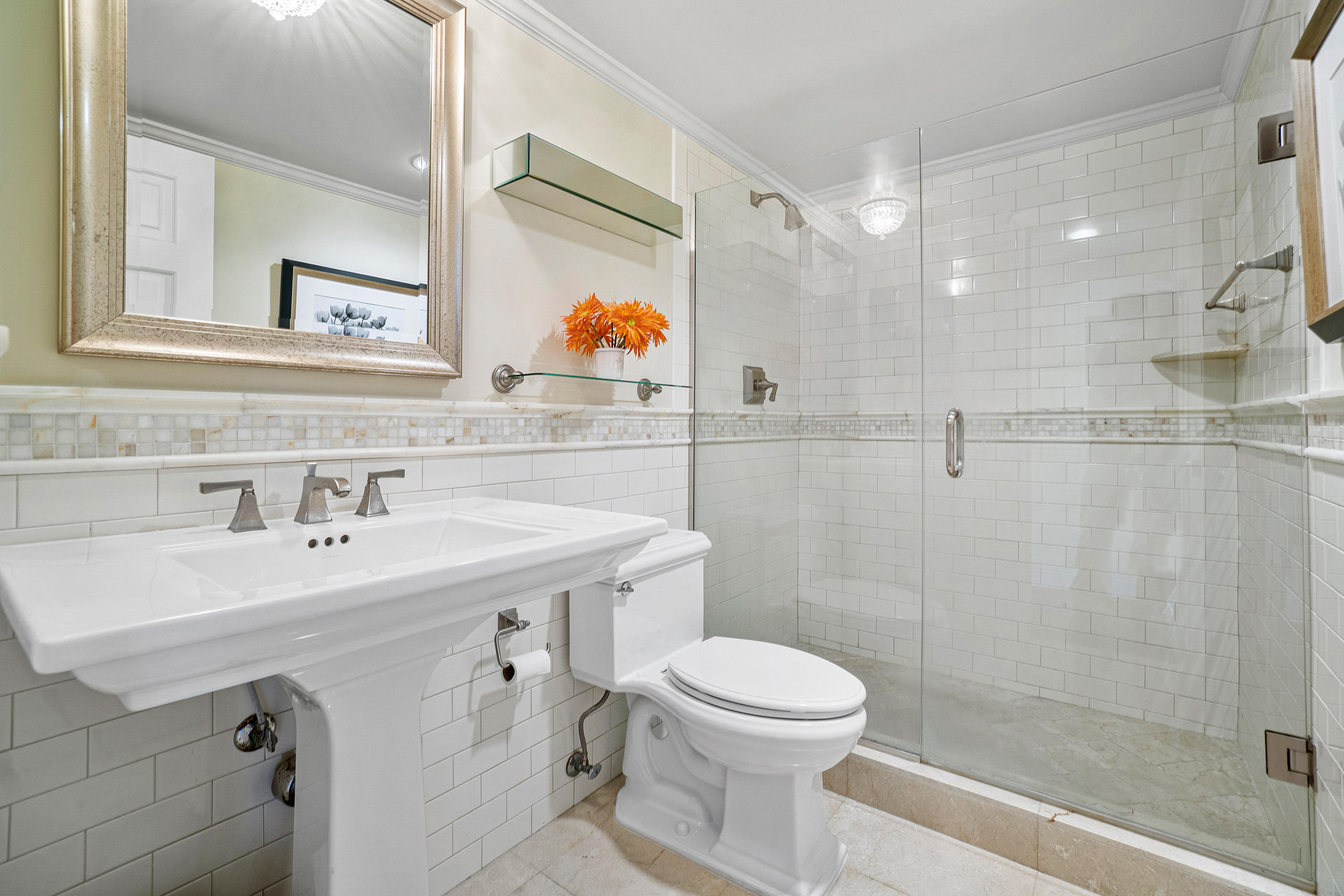 3000 South Ocean Boulevard, Unit 903 Boca Raton, FL 33432 - Photo 20 of 35 Guest Bathroom