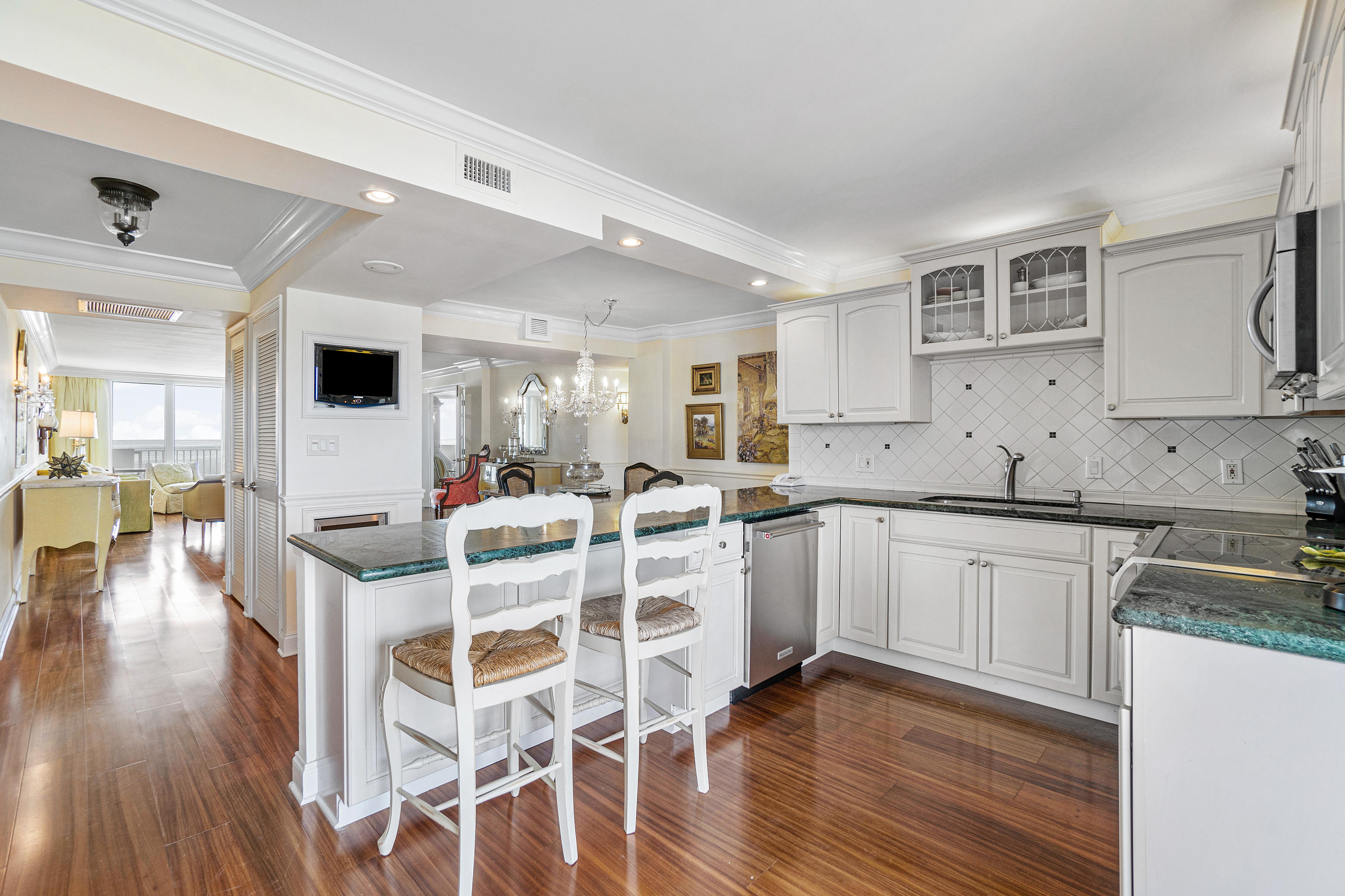 3000 South Ocean Boulevard, Unit 903 Boca Raton, FL 33432 - Photo 4 of 35 004-3000SOceanBlvd-BocaRaton-FL-full