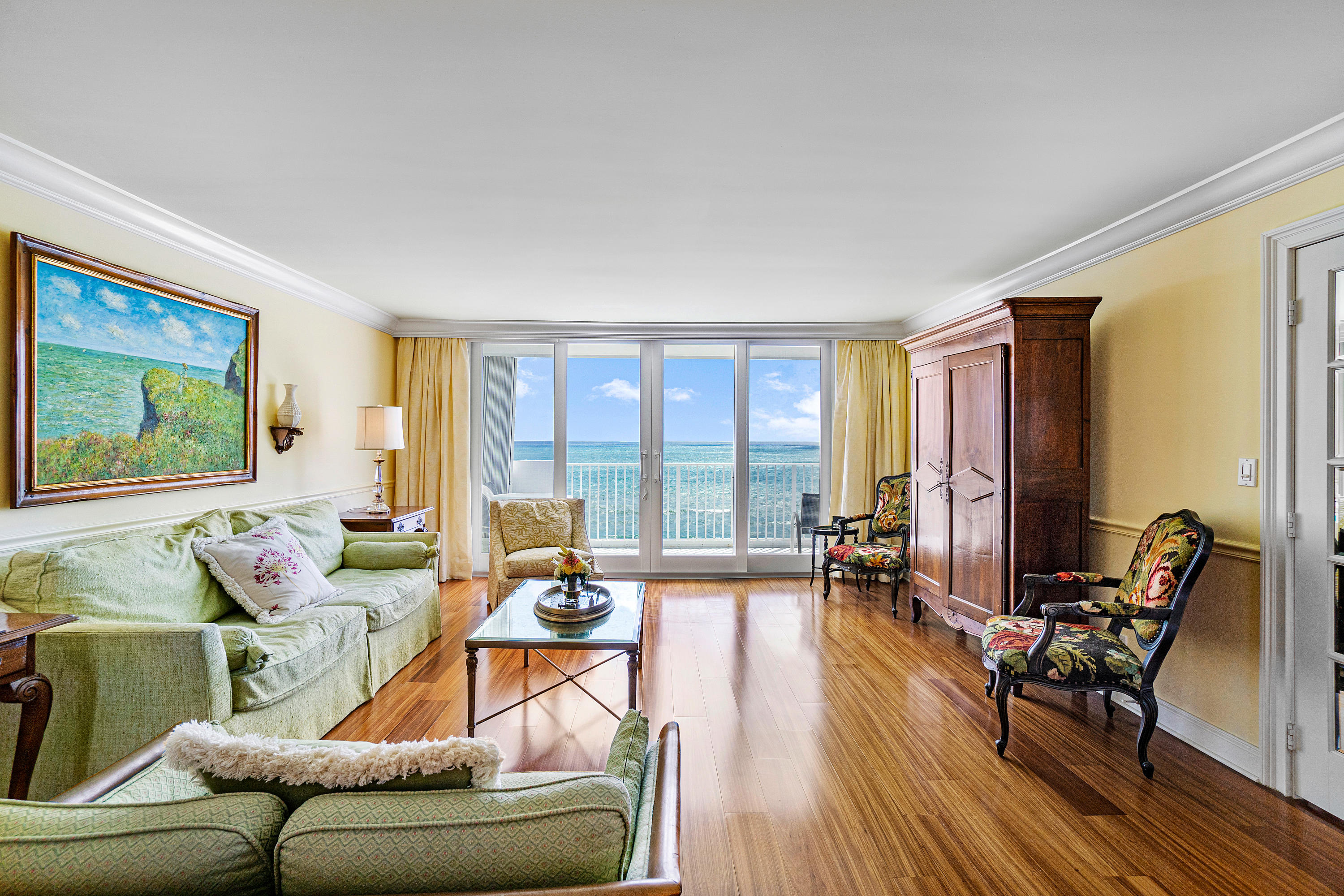 3000 South Ocean Boulevard, Unit 903 Boca Raton, FL 33432 - Photo 9 of 35 Living Room
