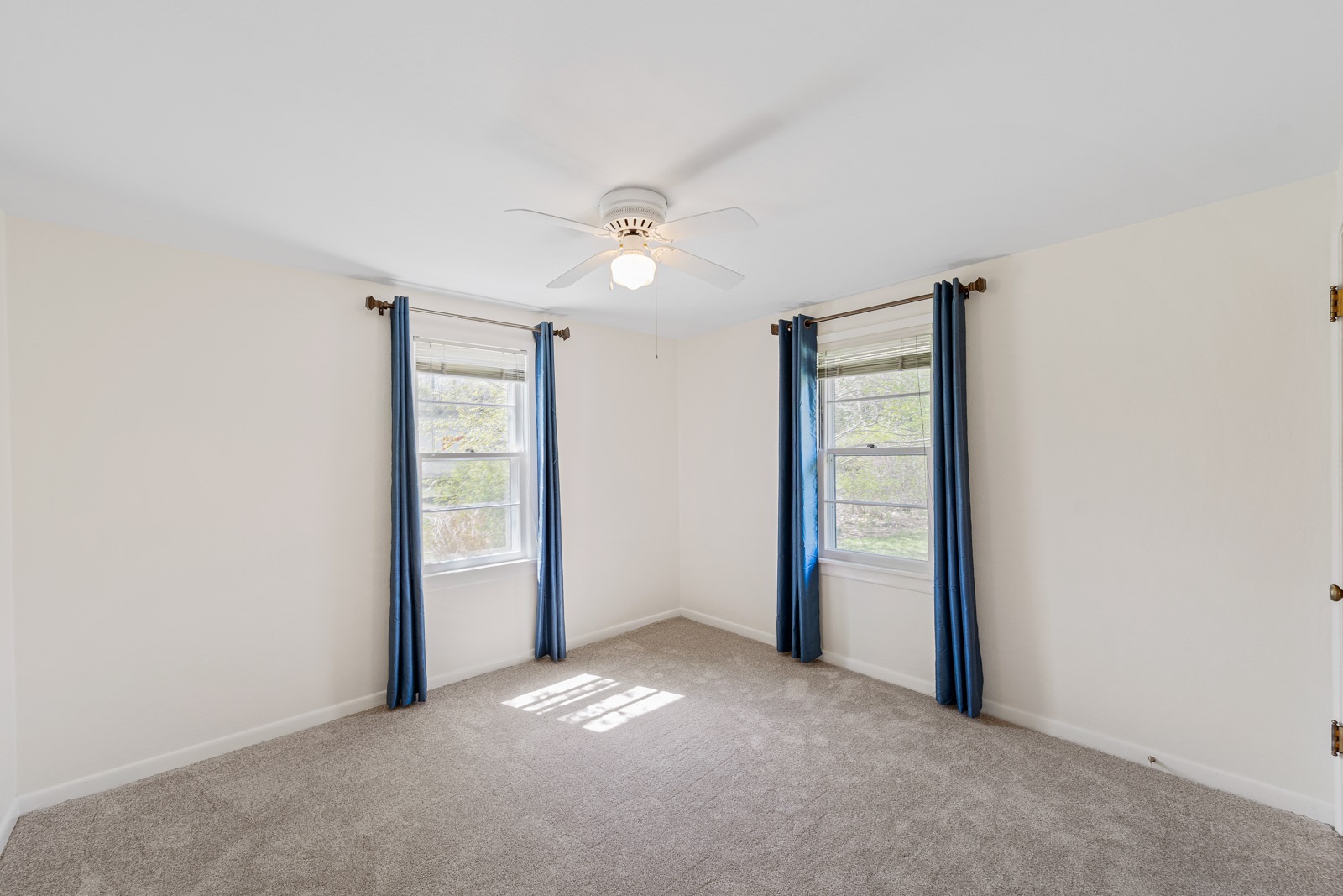 1547 North Hickory Road South Bend, IN 46635 - Photo 17 of 28 Gallery Image 17