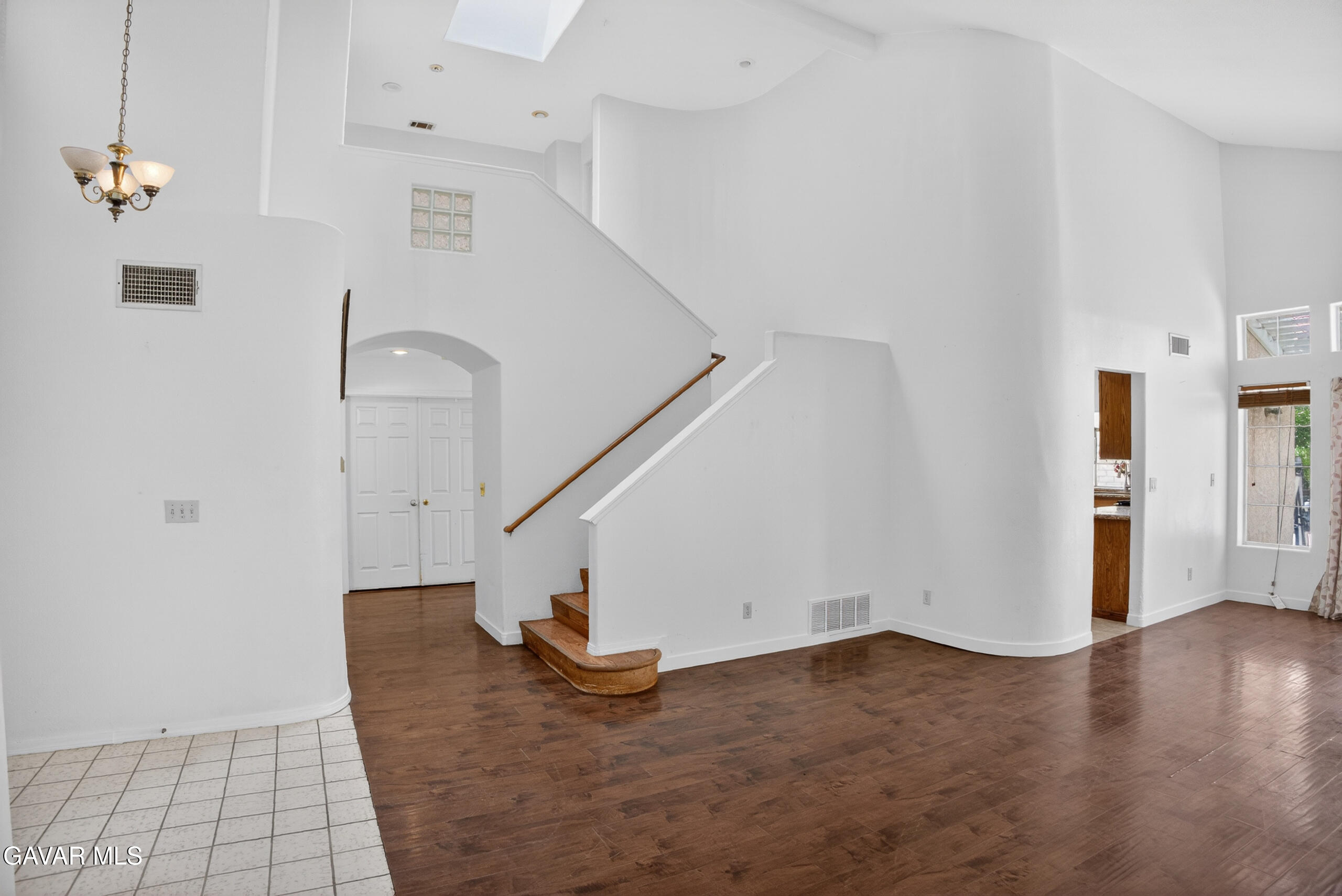 37833 Tackstem Street Palmdale, CA 93552 - Photo 4 of 39 DSC_2666