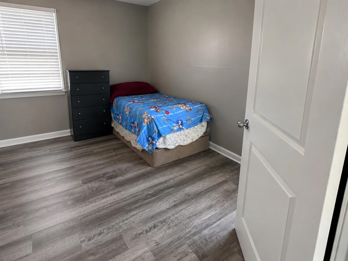 1811 Wells Station Road Memphis, TN 38108 - Photo 14 of 33