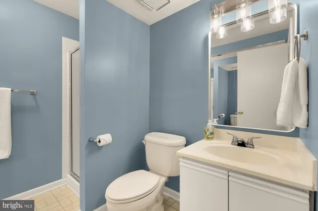 $3,350 | 2038 Derby Ridge Lane, Unit 35, Silver Spring, MD 20910