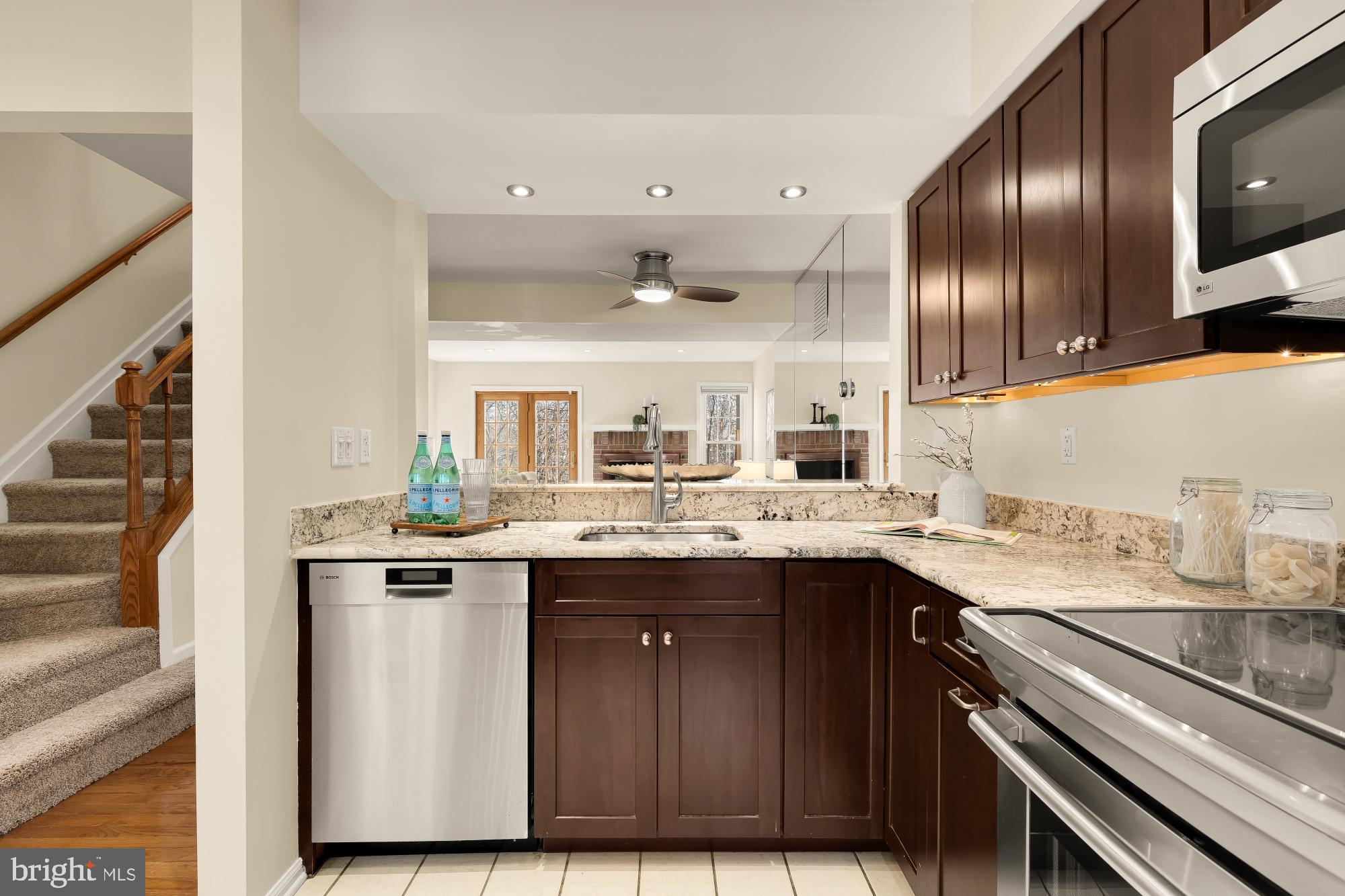 2038 Derby Ridge Lane, Unit 35 Silver Spring, MD 20910 - Photo 5 of 30