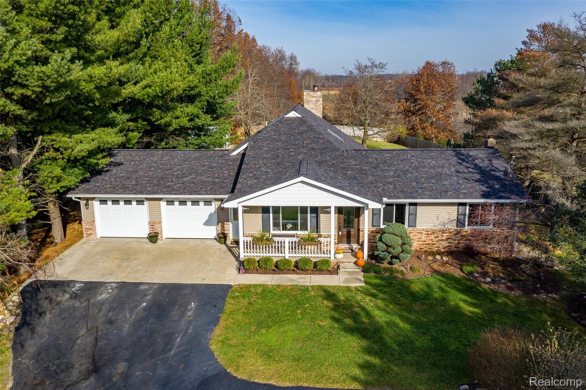 3250 Chase Lake Road Howell, MI 48855 - Photo 3 of 55 3250 Chase Lake Road