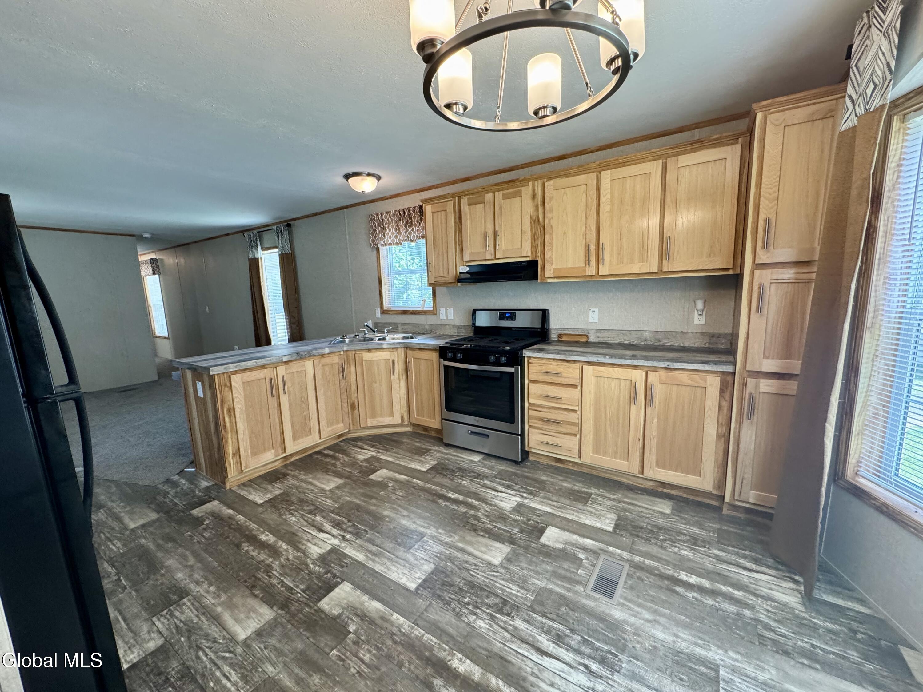 201 Ash Street Corinth, NY 12822 - Photo 4 of 17 IMG_3208