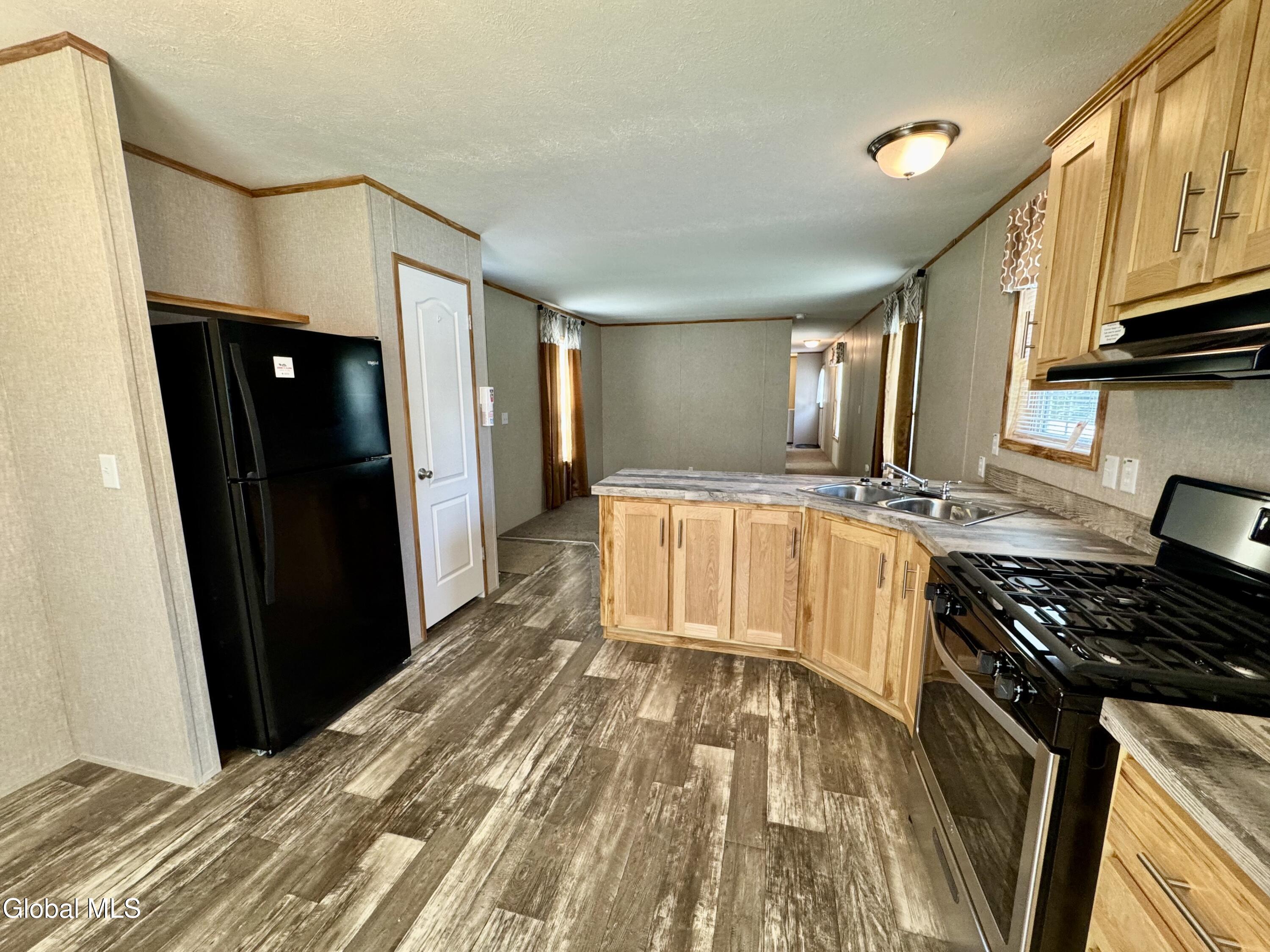 201 Ash Street Corinth, NY 12822 - Photo 6 of 17 IMG_3209