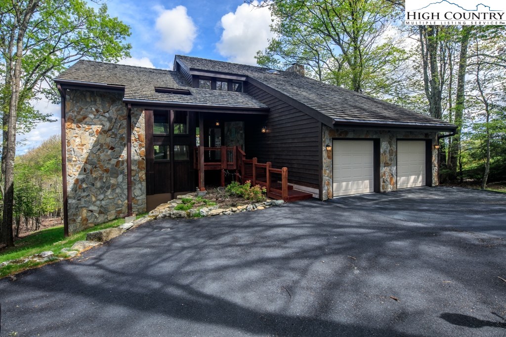 218 Grassy Gap Loop Road Beech Mountain, NC 28604 - Photo 1 of 50 Gallery Image 1