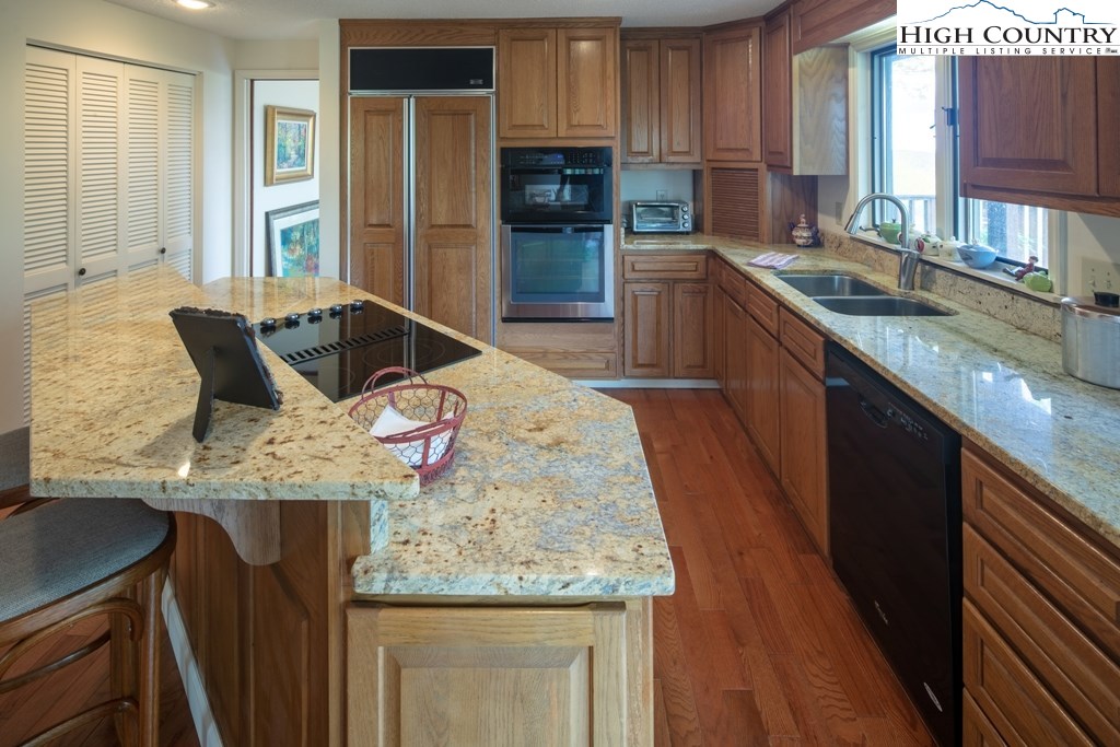 218 Grassy Gap Loop Road Beech Mountain, NC 28604 - Photo 21 of 50 Gallery Image 21