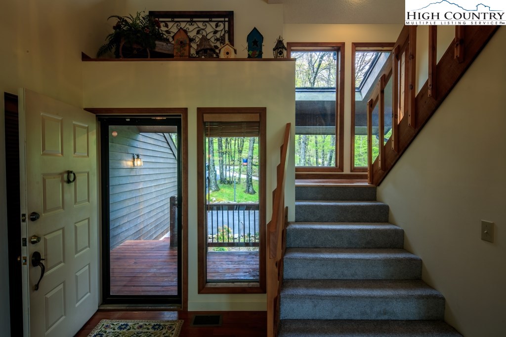 218 Grassy Gap Loop Road Beech Mountain, NC 28604 - Photo 7 of 50 Gallery Image 7
