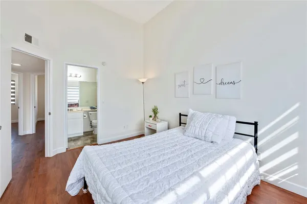 $559,000 | 16331 Cornuta Avenue, Unit E, Bellflower, CA 90706
