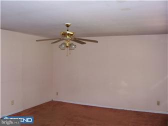 102 East Roland Avenue Maple Shade, NJ 08052 - Photo 5 of 7