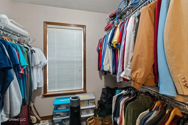 $269,500 | 48 J Shows Drive, Seminary, MS 39479