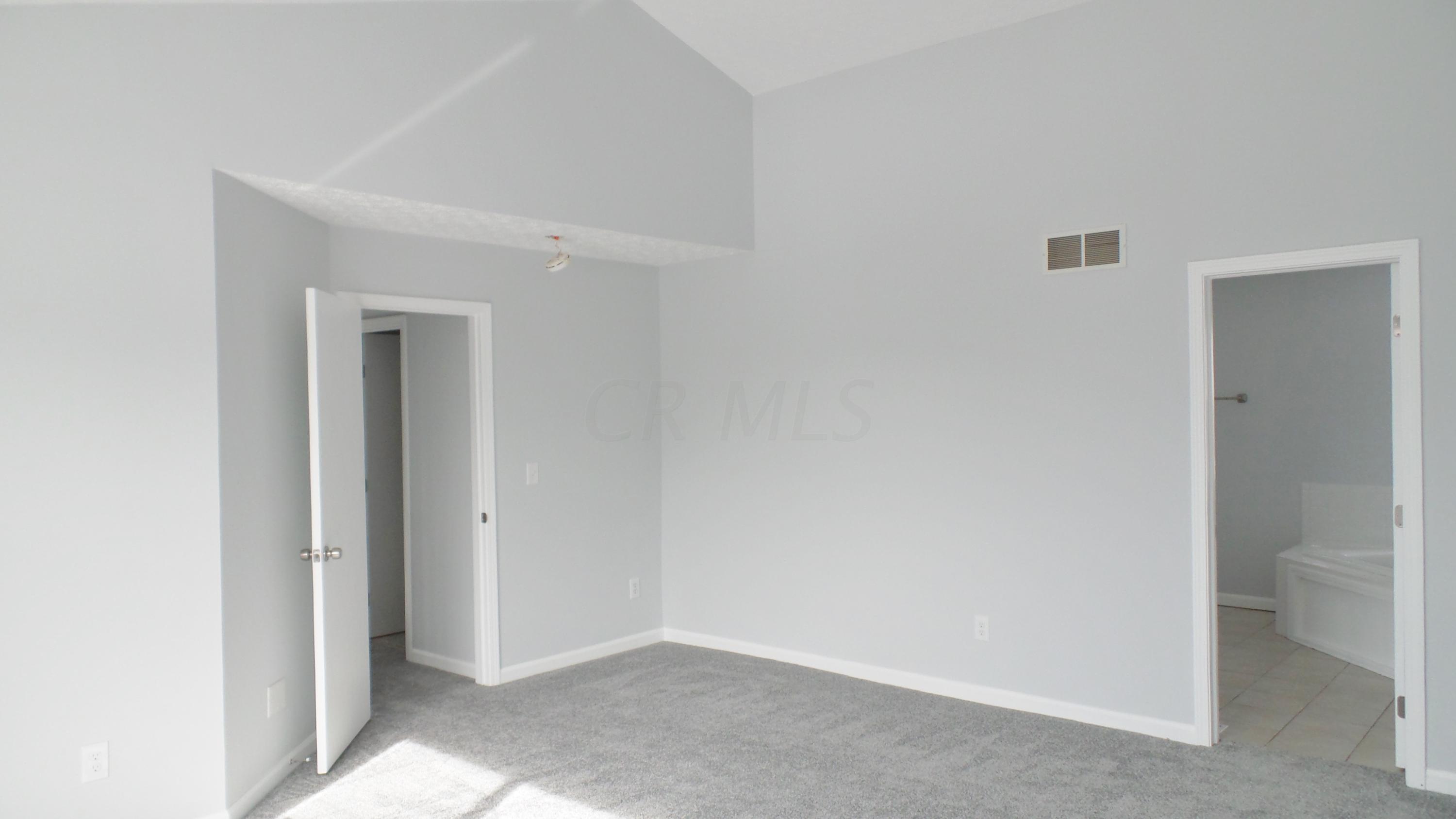 7892 Pinehill Road Lewis Center, OH 43035 - Photo 22 of 37 Gallery Image 22