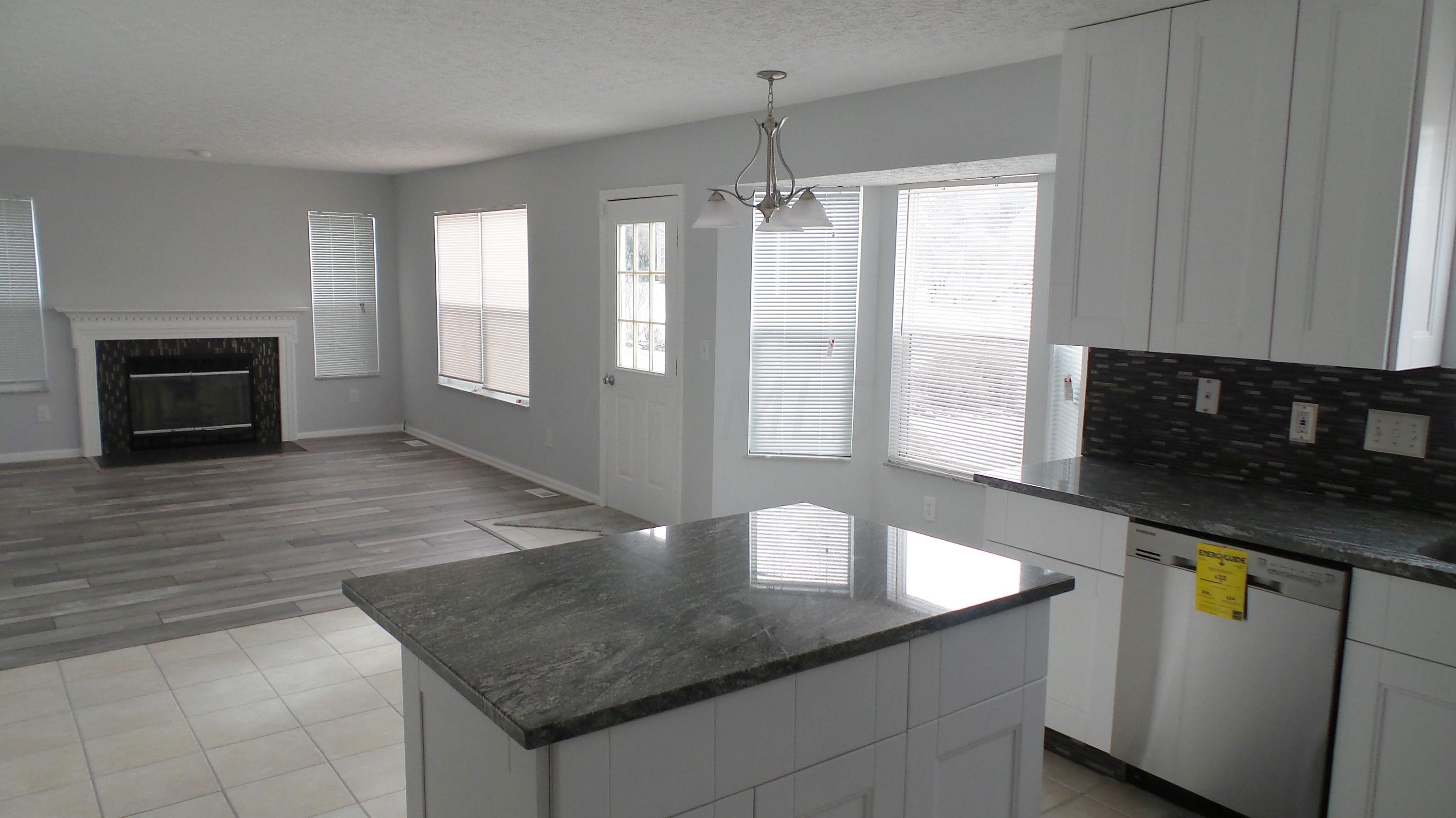 7892 Pinehill Road Lewis Center, OH 43035 - Photo 6 of 37 Gallery Image 6