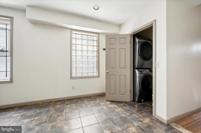 $2,300 | 1632 Willington Street, Philadelphia, PA 19121