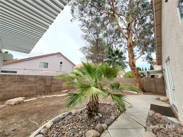 $2,295 | 8043 Shadowvale Drive, Las Vegas, NV 89147