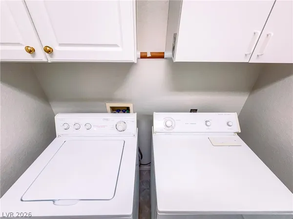 $2,360 | 8043 Shadowvale Drive, Las Vegas, NV 89147