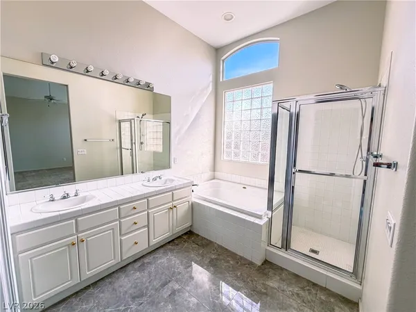 $2,360 | 8043 Shadowvale Drive, Las Vegas, NV 89147