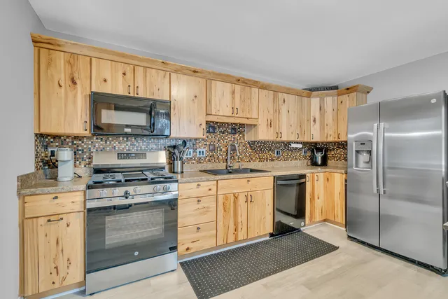 $249,000 | 1064 Lake Marie Drive, Horton, MI 49246