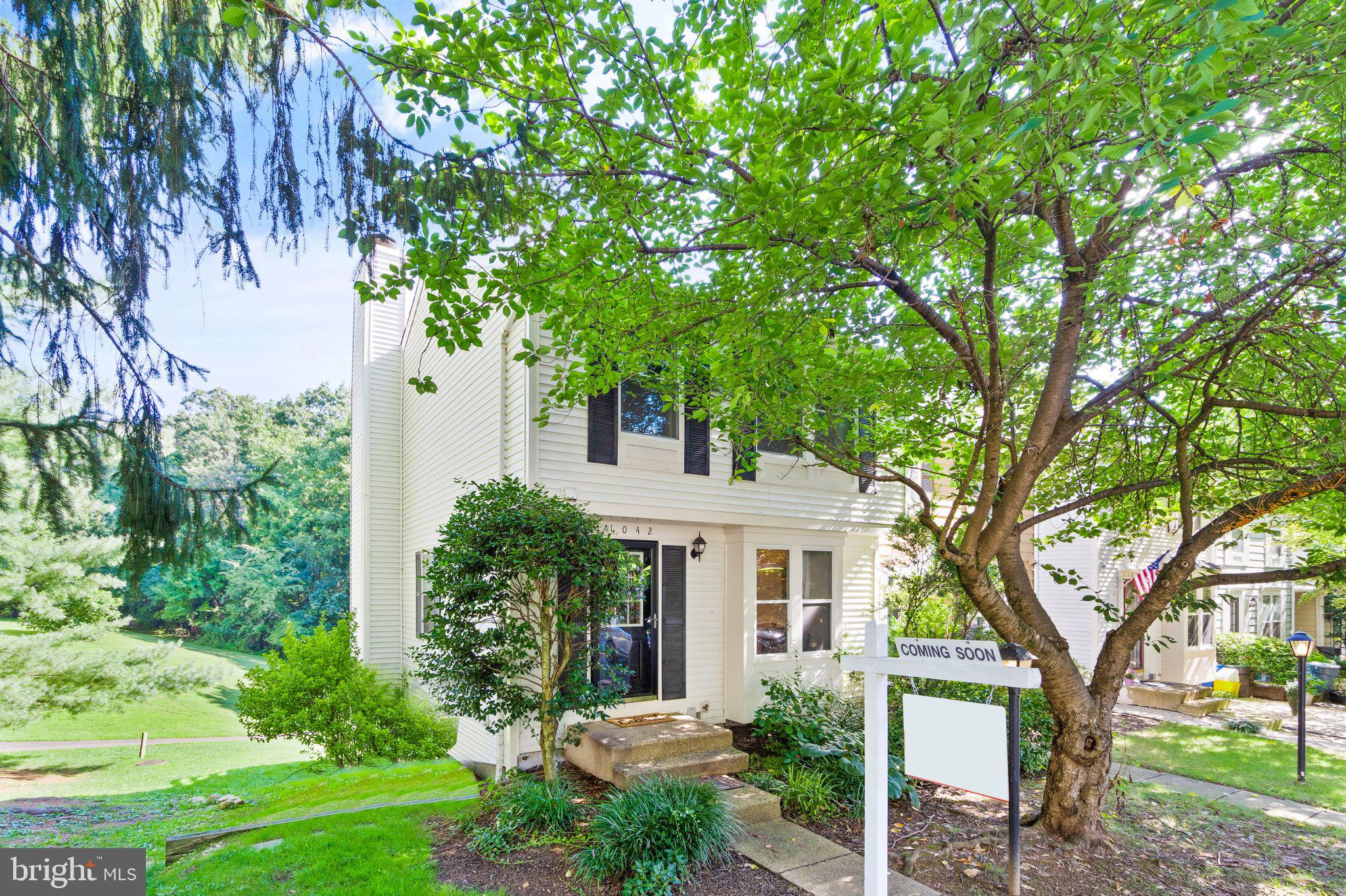 11042 Granby Court Reston, VA 20191 - Photo 1 of 27 Welcome to 11042 Granby Court!
