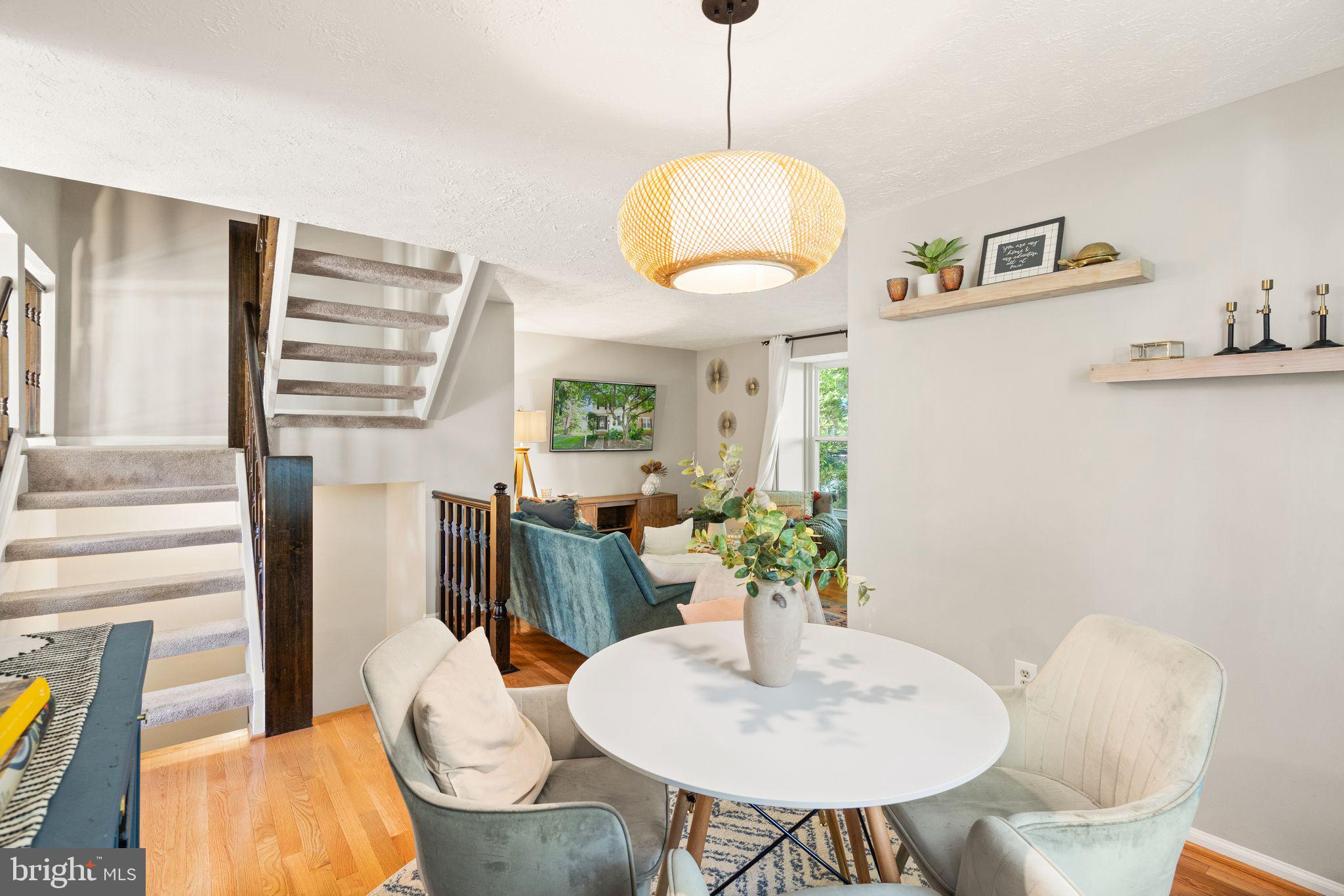 11042 Granby Court Reston, VA 20191 - Photo 7 of 27