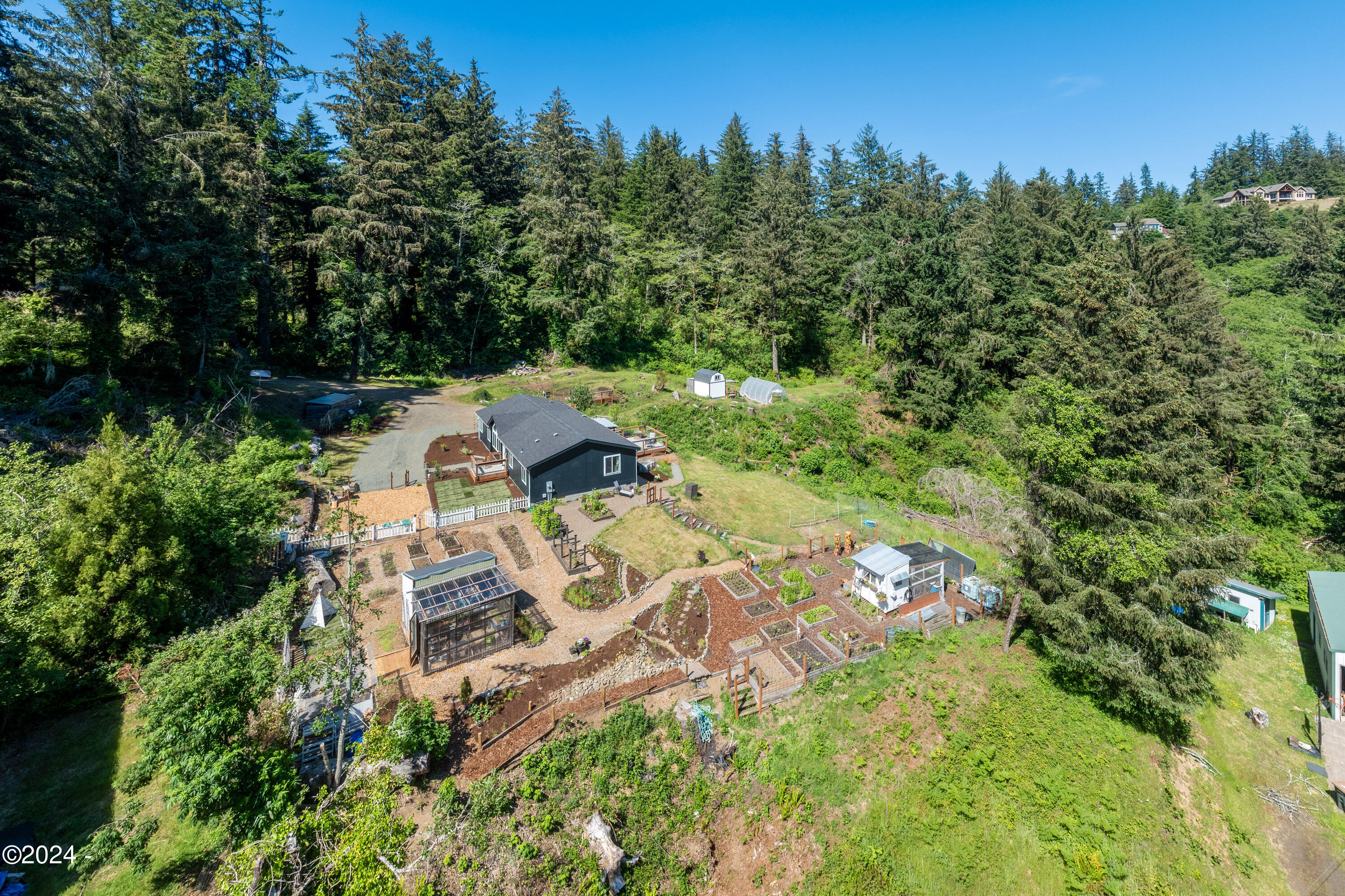 405 Southeast John Nye Road Newport, OR 97365 - Photo 40 of 54 Looking north