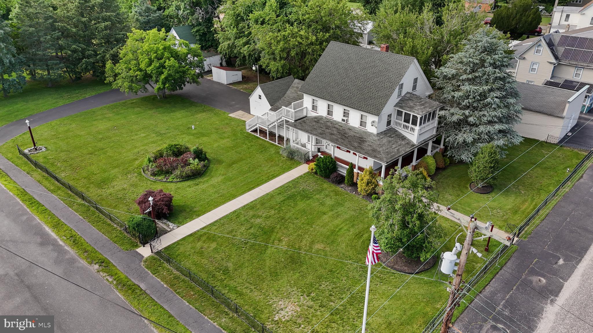 643 Main Street Leesburg, NJ 08327 - Photo 6 of 30