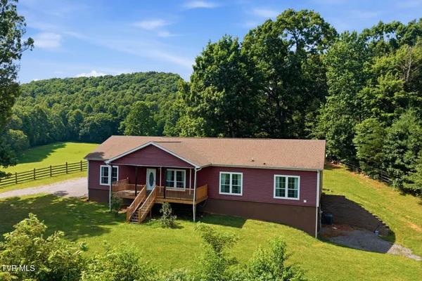 $479,000 | 23767 Archery Range Road, Bristol, VA 24202