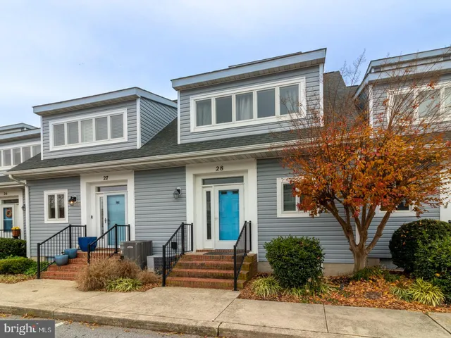 $1,950 | 28 Henlopen Gardens, Unit 28, Lewes, DE 19958
