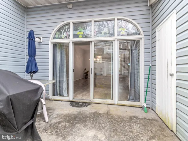 $1,950 | 28 Henlopen Gardens, Unit 28, Lewes, DE 19958