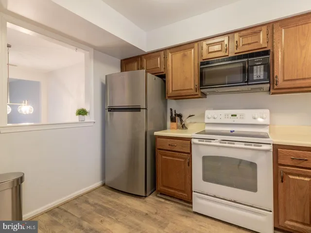 $1,950 | 28 Henlopen Gardens, Unit 28, Lewes, DE 19958