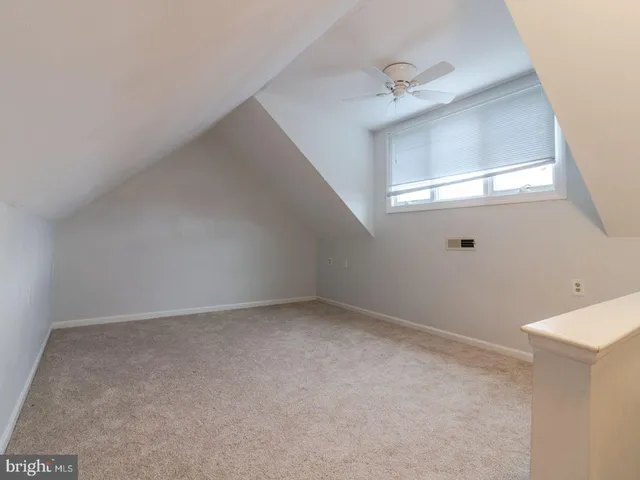 $1,950 | 28 Henlopen Gardens, Unit 28, Lewes, DE 19958