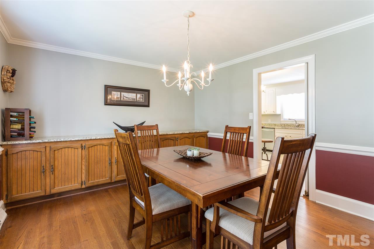 2900 Augusta Court Raleigh, NC 27607 - Photo 5 of 30